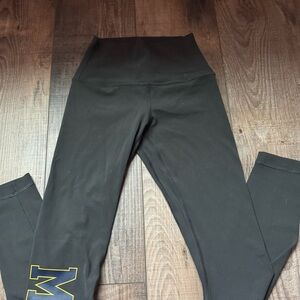 NWOT Lululemon 28" Grey Leggings